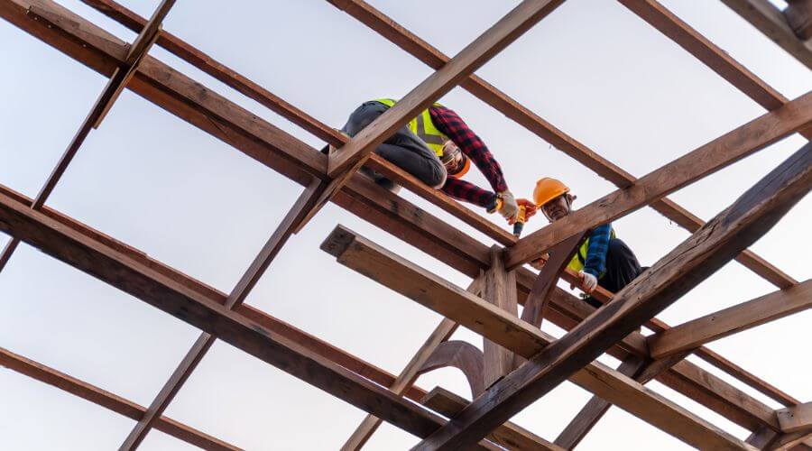 Professional residential roofers in Ashland, WI